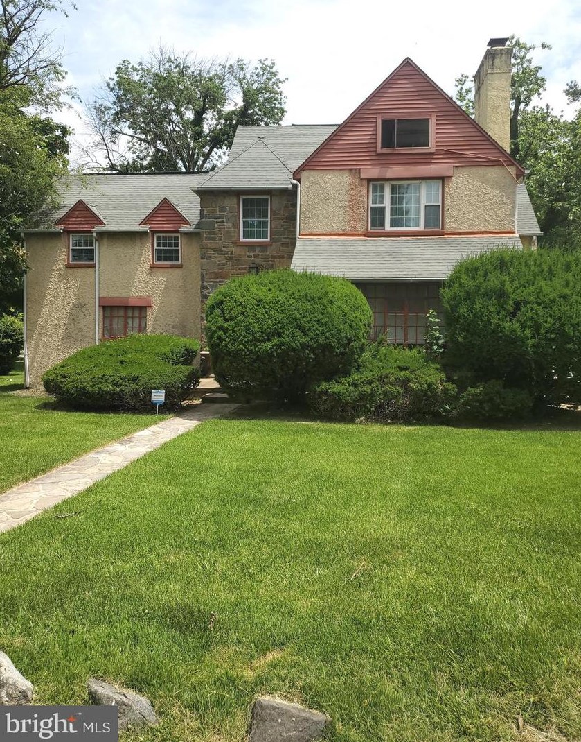 6305 Fordham Dr, Baltimore, MD 21215-2802