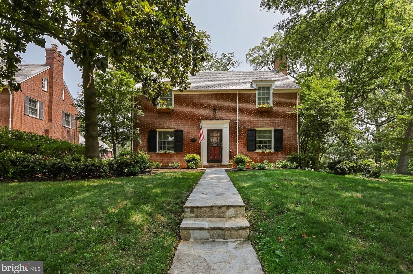 1212 Southview Rd, Baltimore, MD 21218-1453