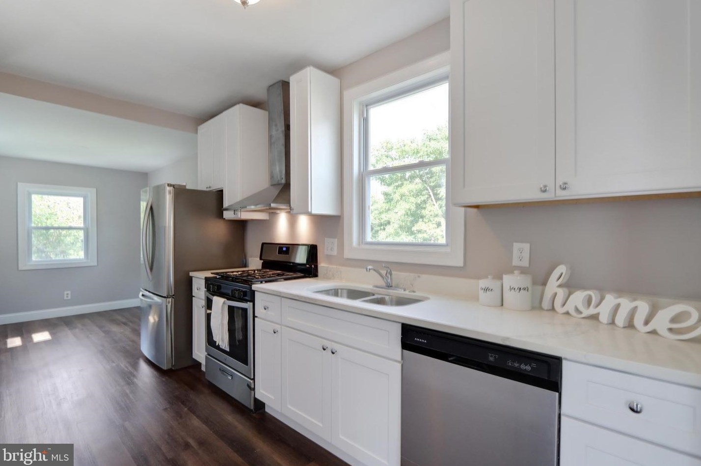 4307 Stanwood Ave, Baltimore MD  21206-6448 exterior