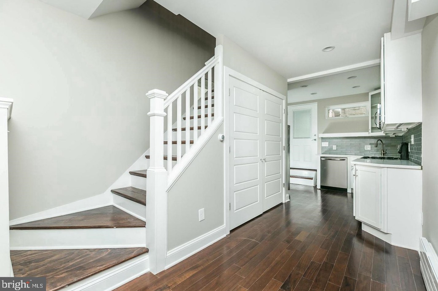 325 Madeira St, Baltimore MD  21231-2742 exterior