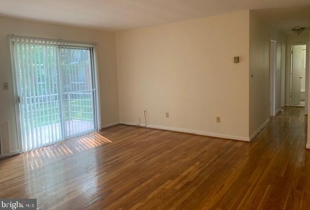 903 Cooks Ln #1a, Baltimore, MD 21229