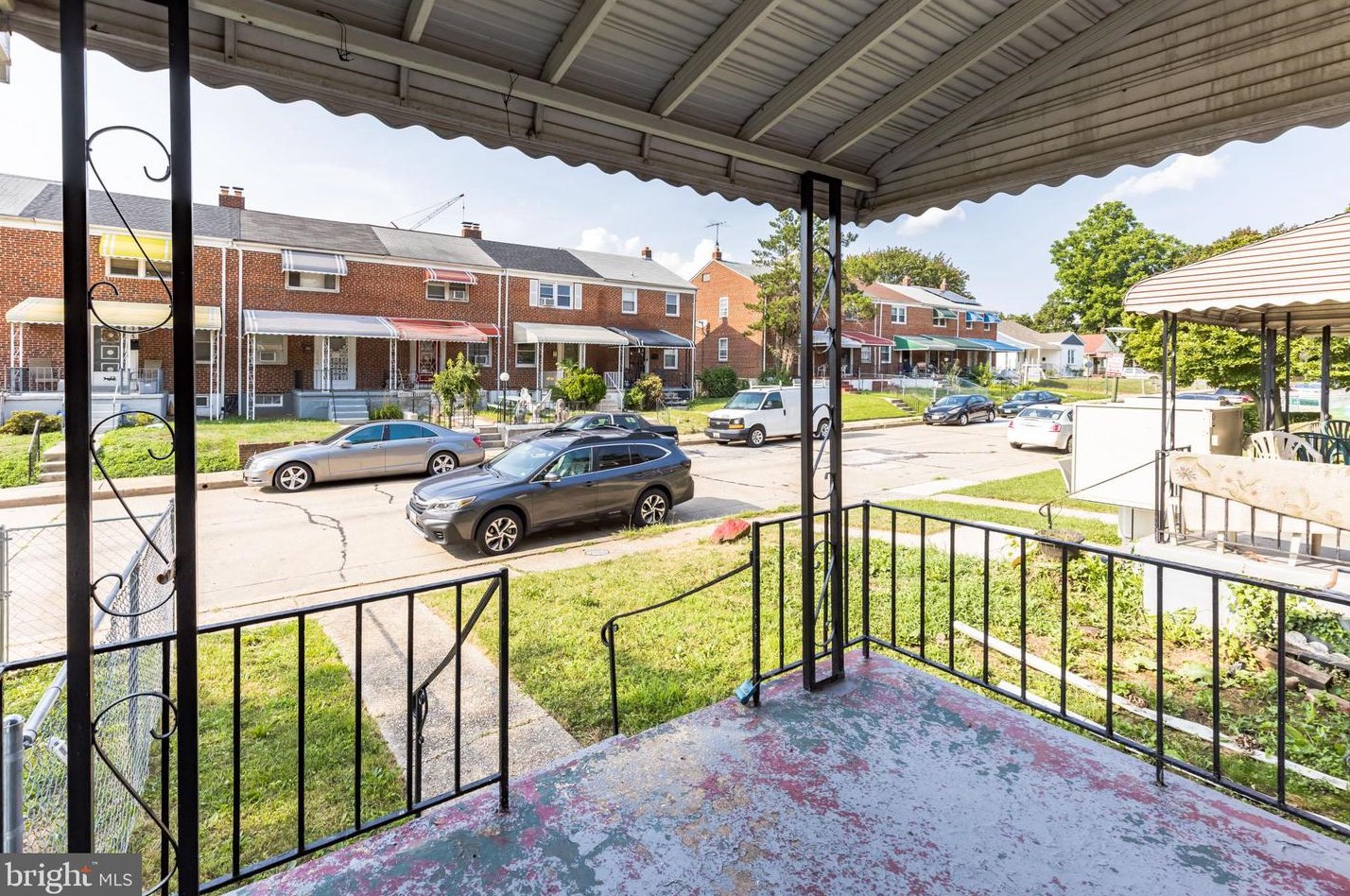 2725 Uhler Ave, Baltimore, MD 21215-5341