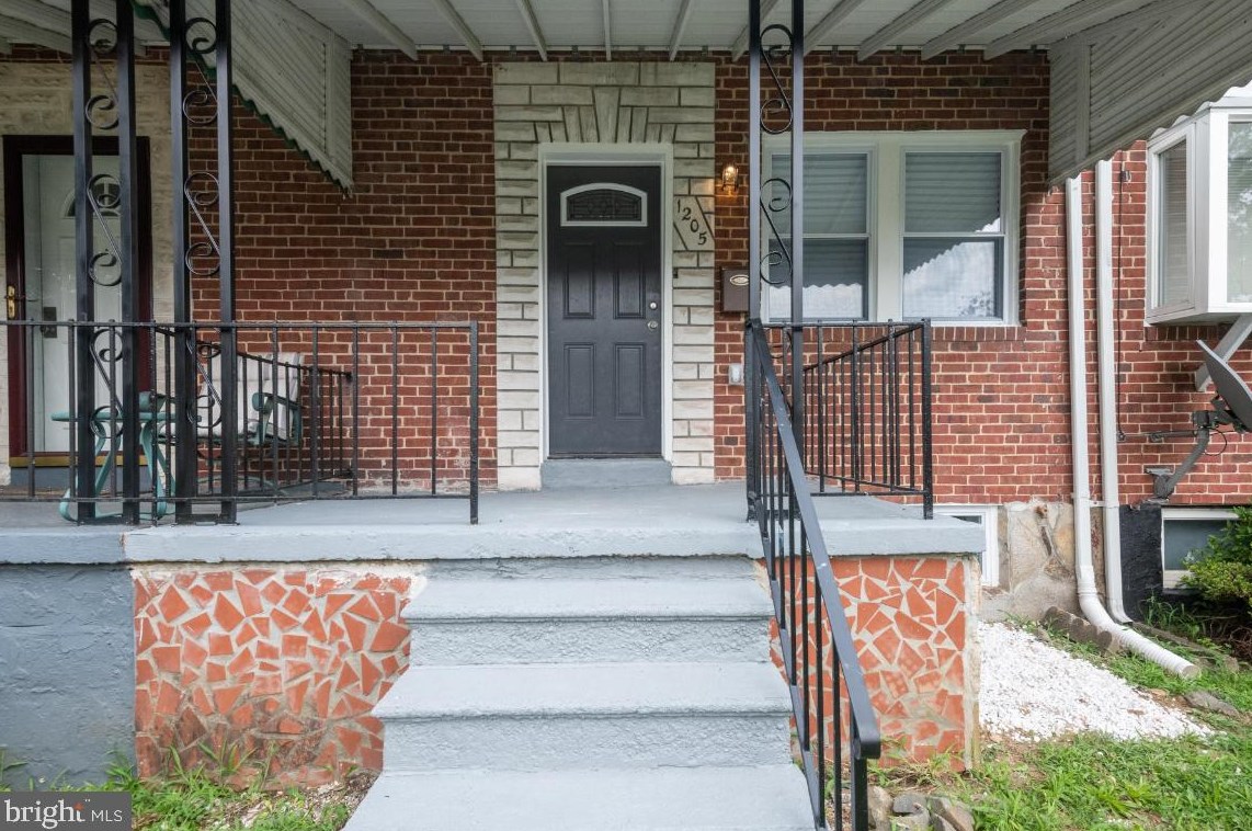 1205 Augusta Ave, Baltimore MD  21229-1704 exterior
