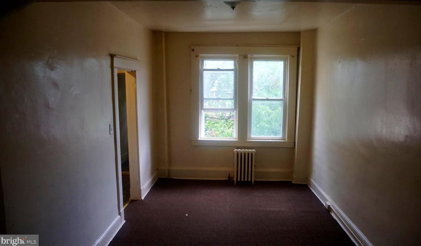 906 Rosedale St, Baltimore MD  21216-3739 exterior