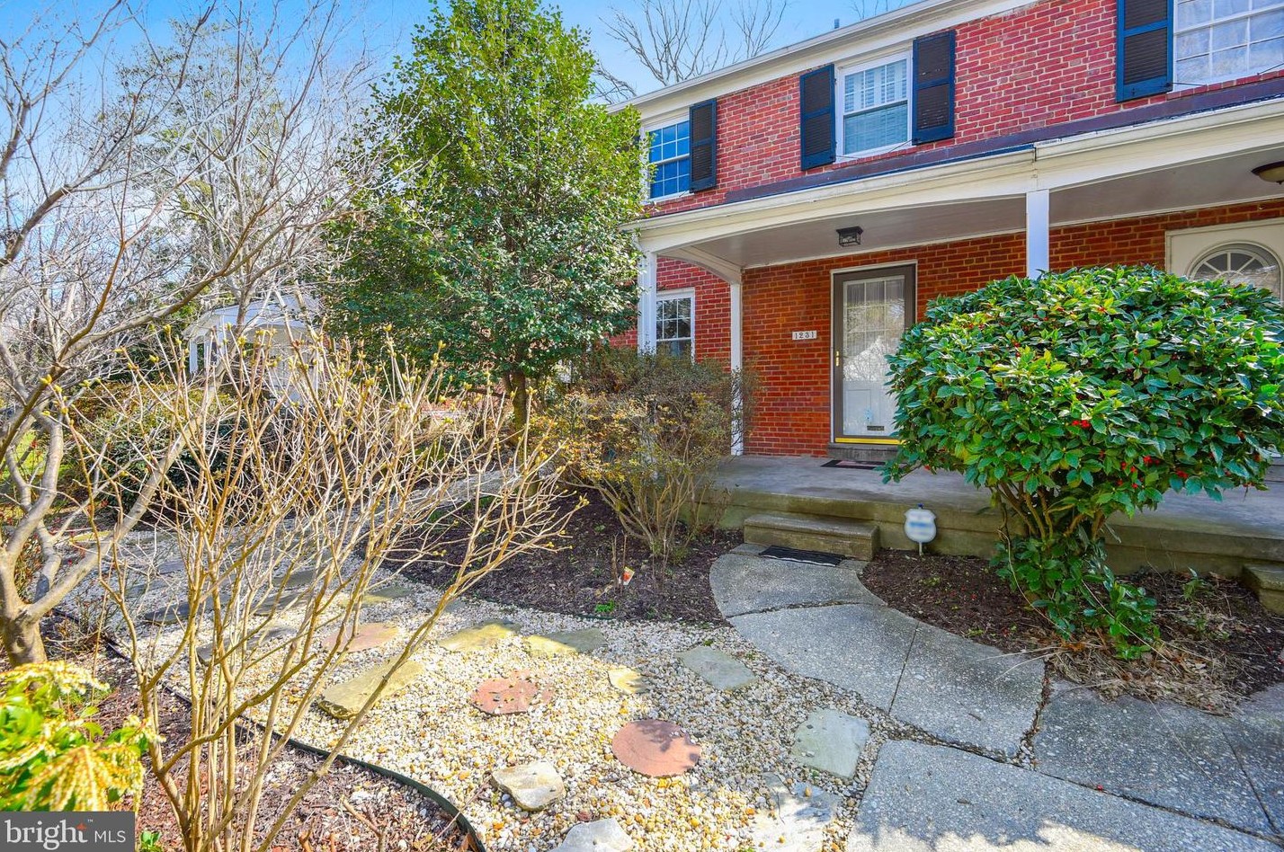 1231 Northview Rd, Baltimore MD  21218-1444 exterior