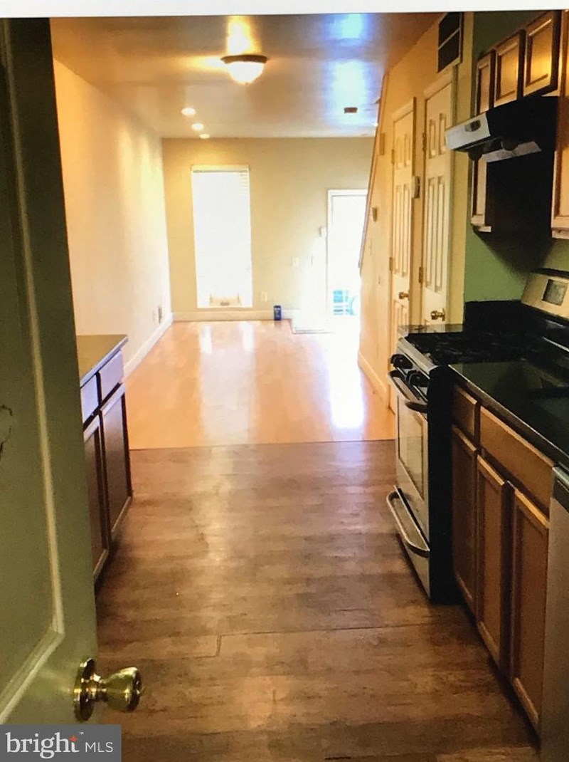 404 N Chester St, Baltimore, MD 21231