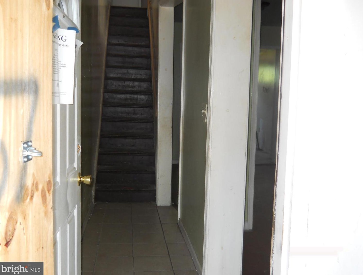 3037 Grayson St, Baltimore, MD 21216-3409