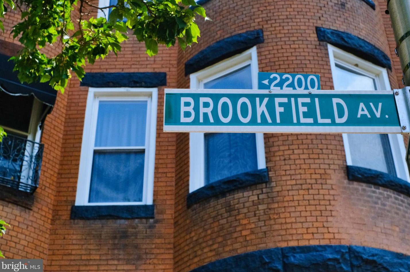 2225 Brookfield Ave, Baltimore MD  21217-4619 exterior