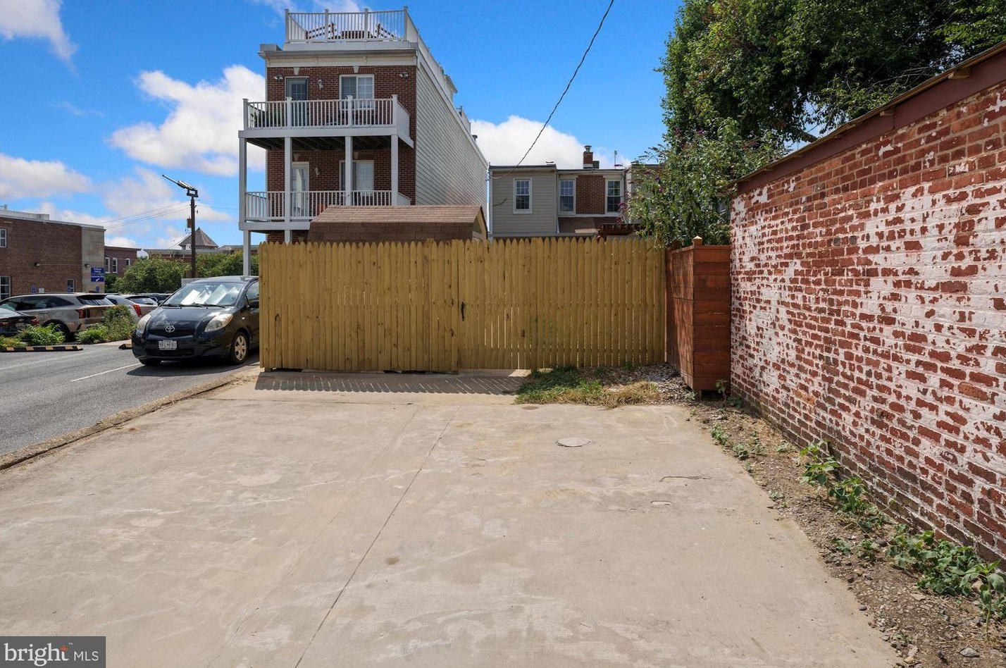 3623 Roland Ave, Baltimore MD  21211-2408 exterior