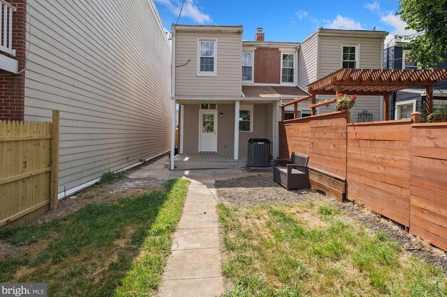 3623 Roland Ave, Baltimore MD  21211-2408 exterior