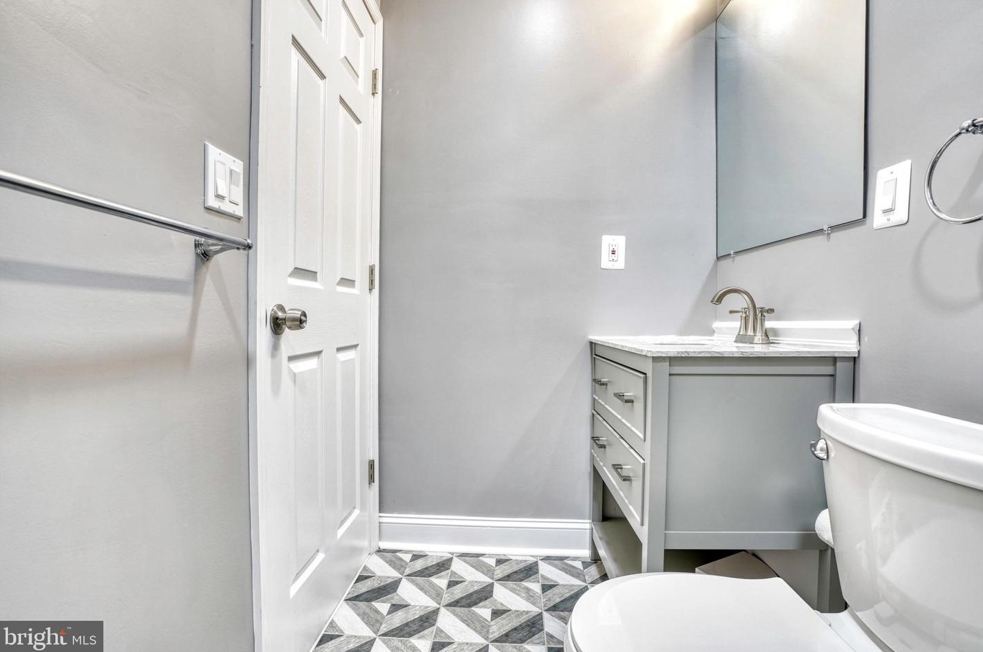 712 Madeira St, Baltimore MD  21205-2402 exterior