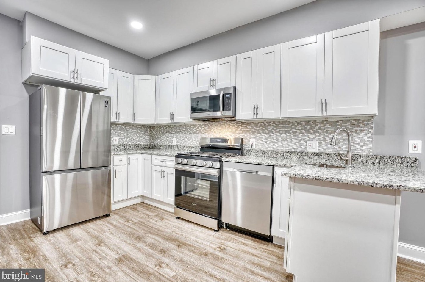 712 Madeira St, Baltimore MD  21205-2402 exterior
