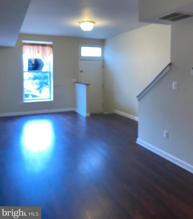 1710 Presbury St, Baltimore, MD 21217-1708