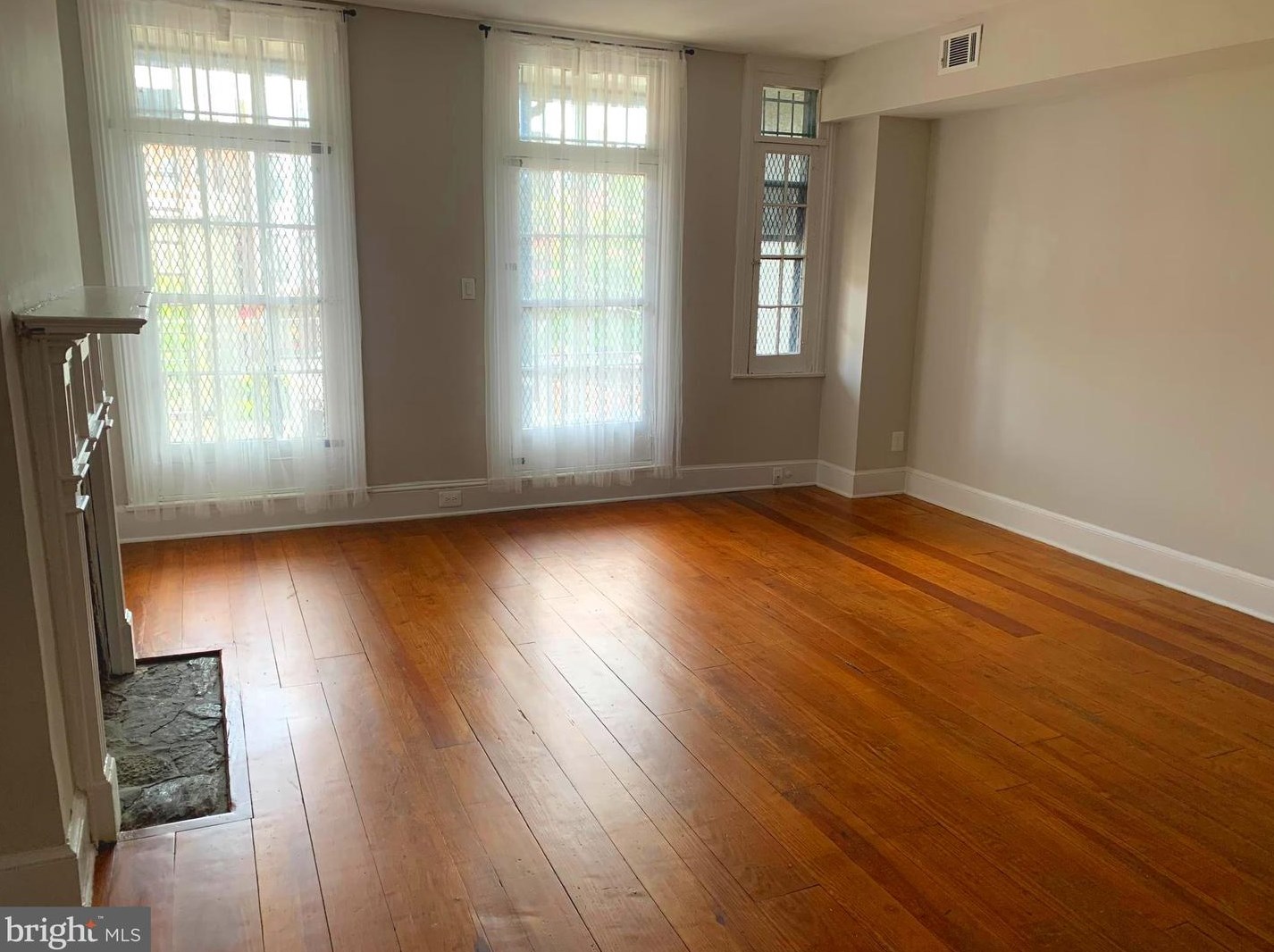 1619 Bolton St Apt 2, Baltimore, MD 21217