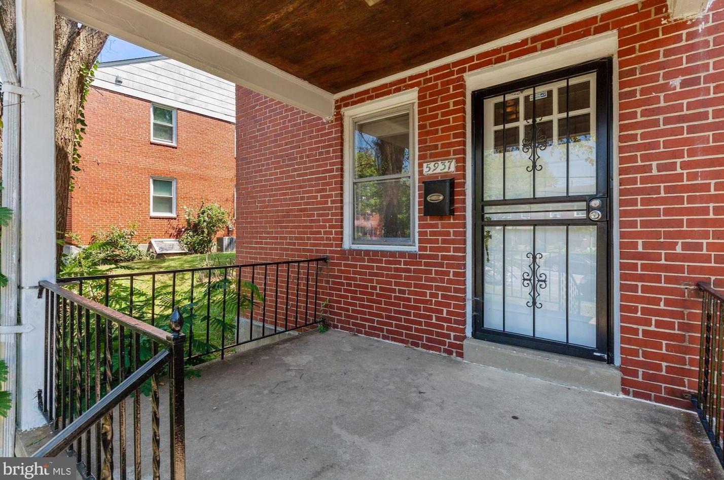5937 The Alameda, Baltimore, MD 21239