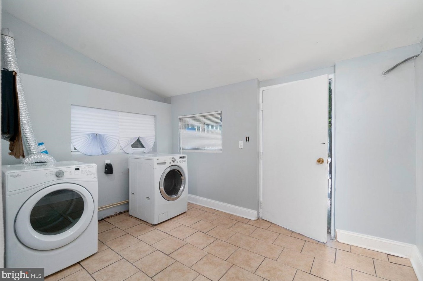2014 Presbury St, Baltimore MD  21217-1137 exterior