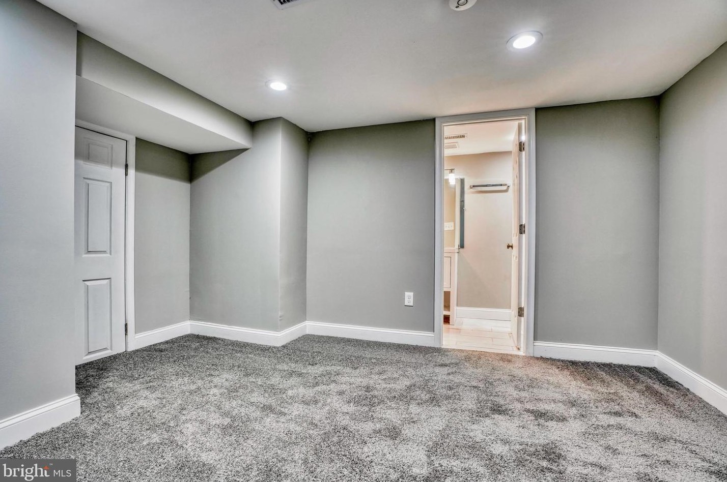3637 Dolfield Ave, Baltimore MD  21215-6127 exterior