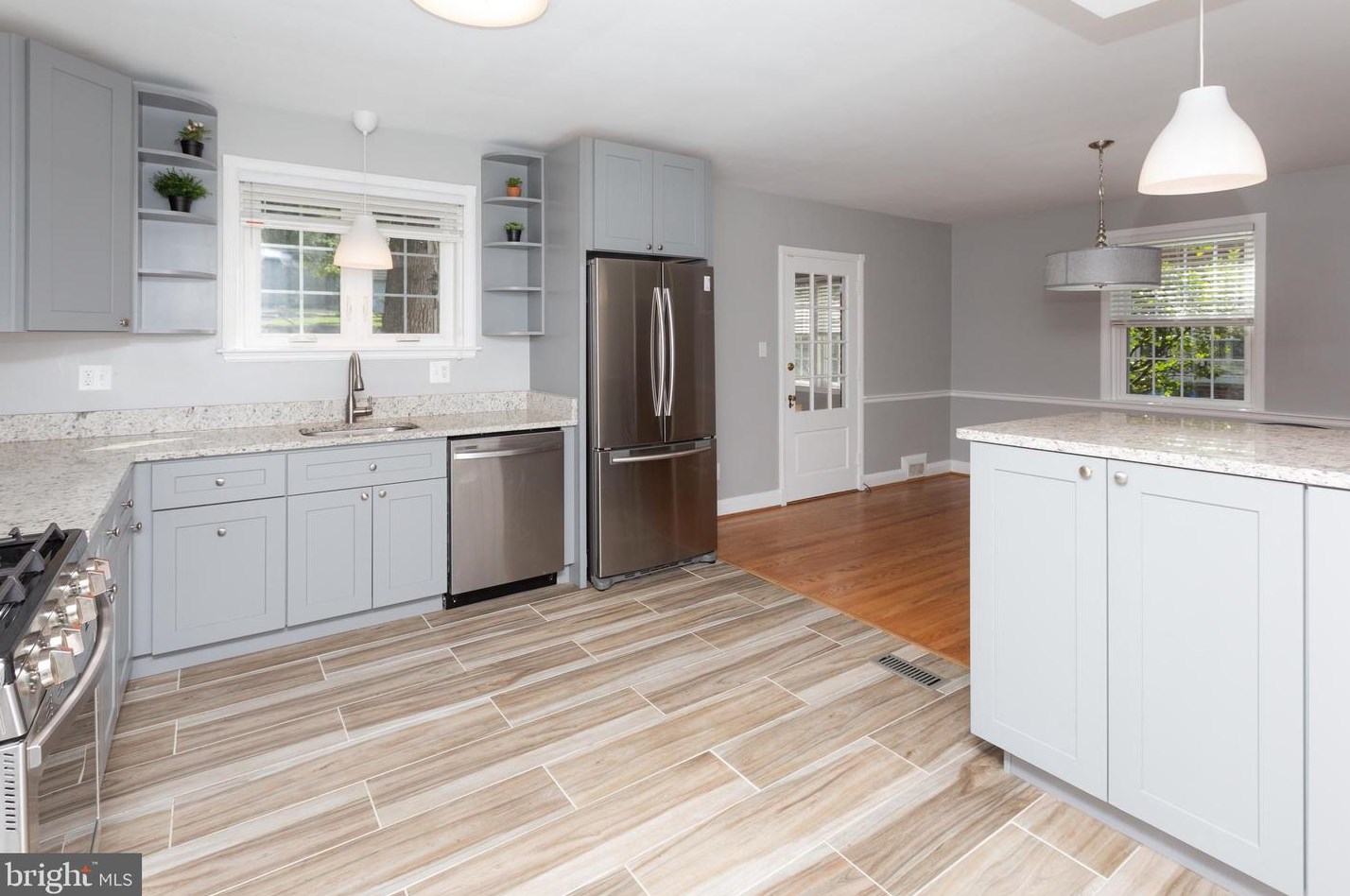 4023 Deepwood Rd, Baltimore MD  21218-1404 exterior