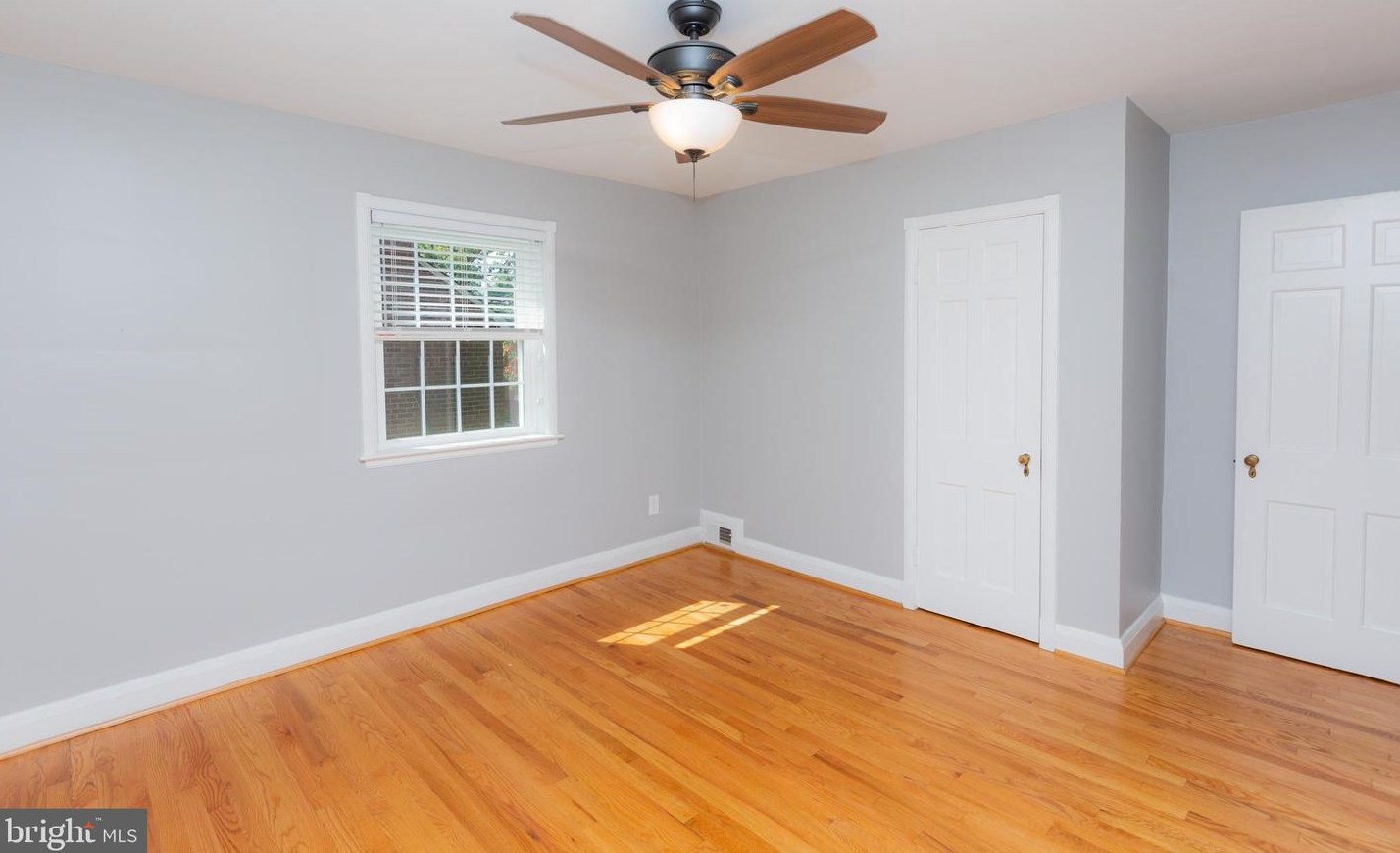 4023 Deepwood Rd, Baltimore MD  21218-1404 exterior