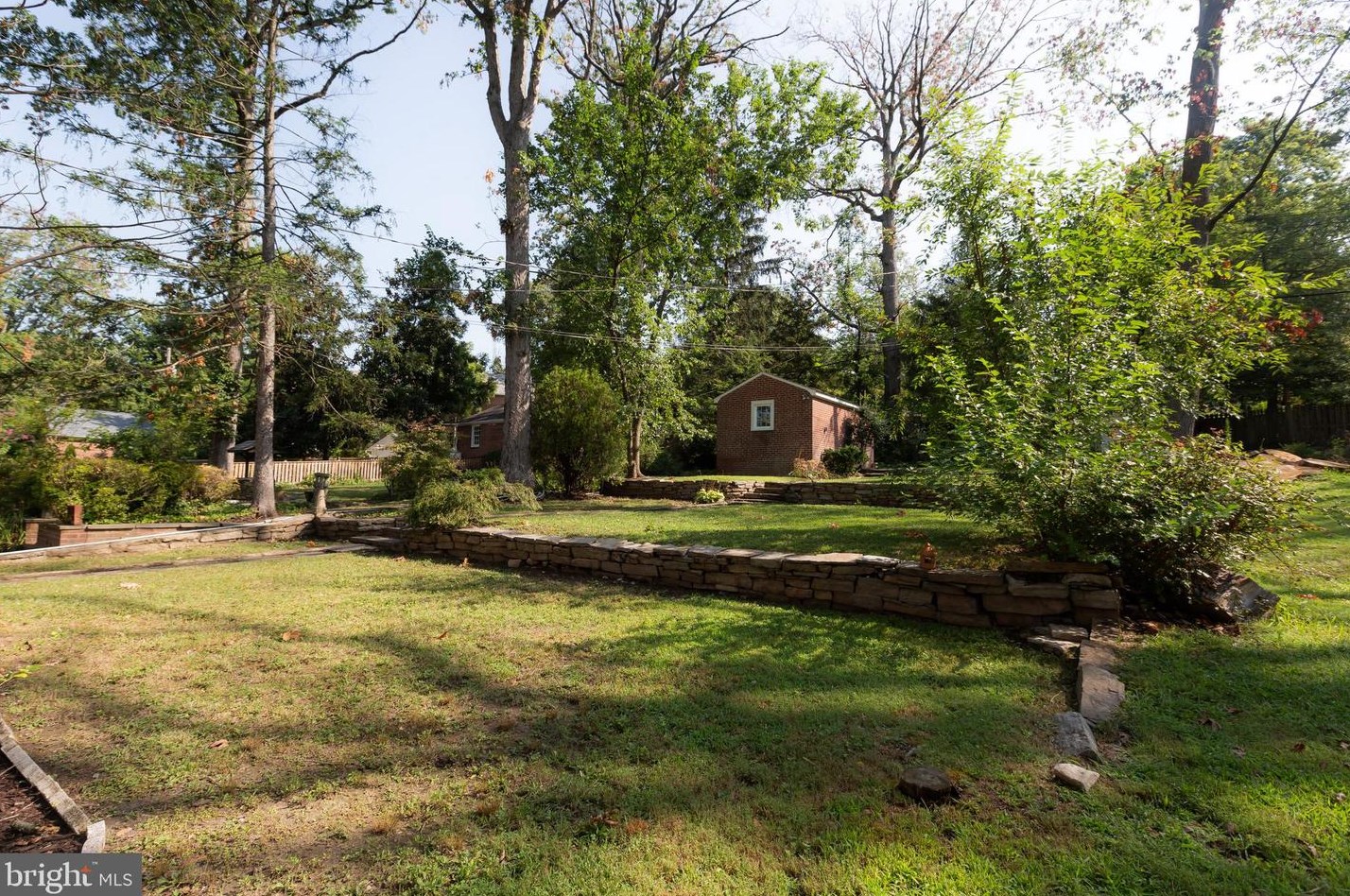4023 Deepwood Rd, Baltimore MD  21218-1404 exterior