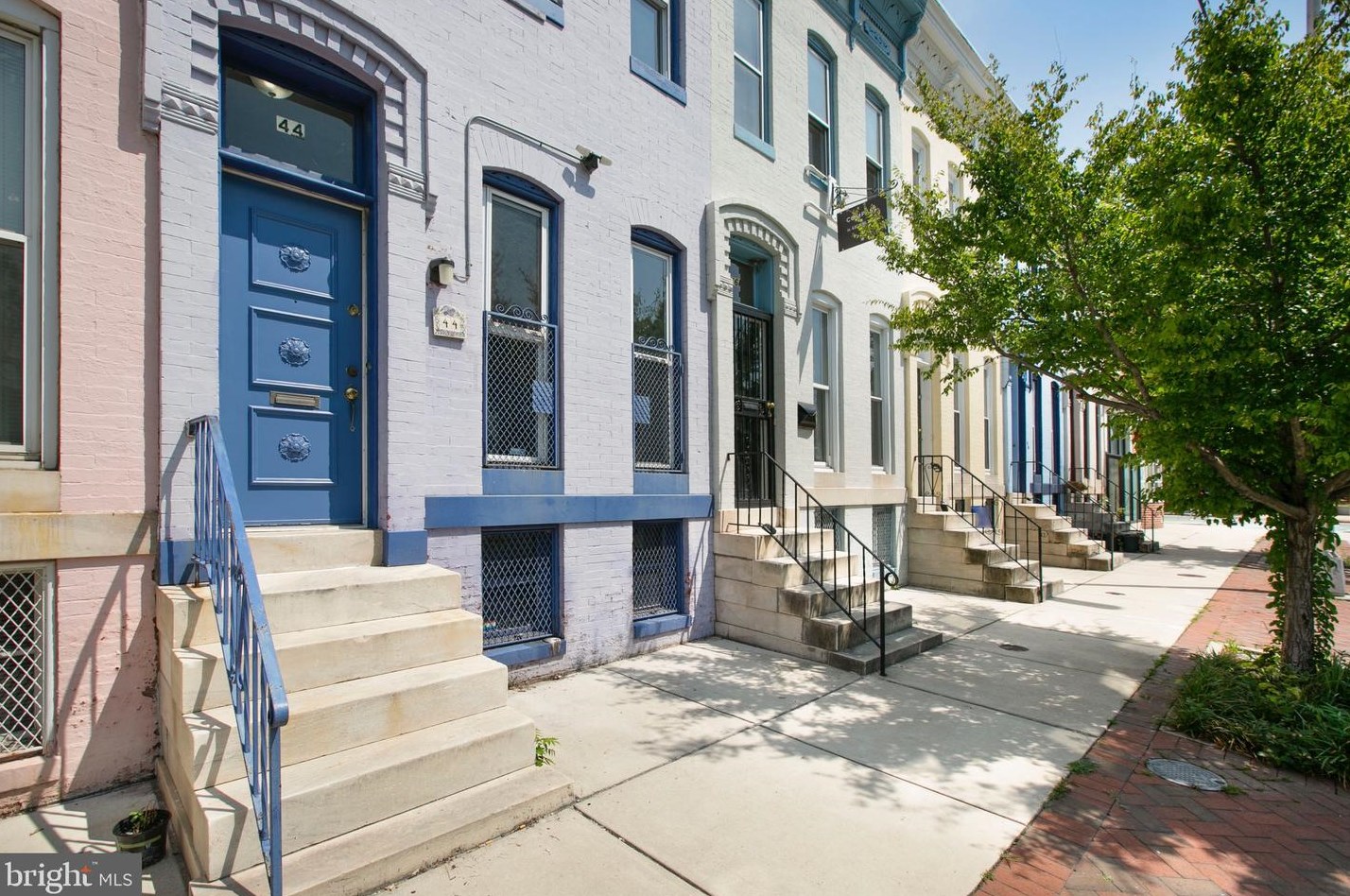 44 26th St, Baltimore, MD 21218-4542