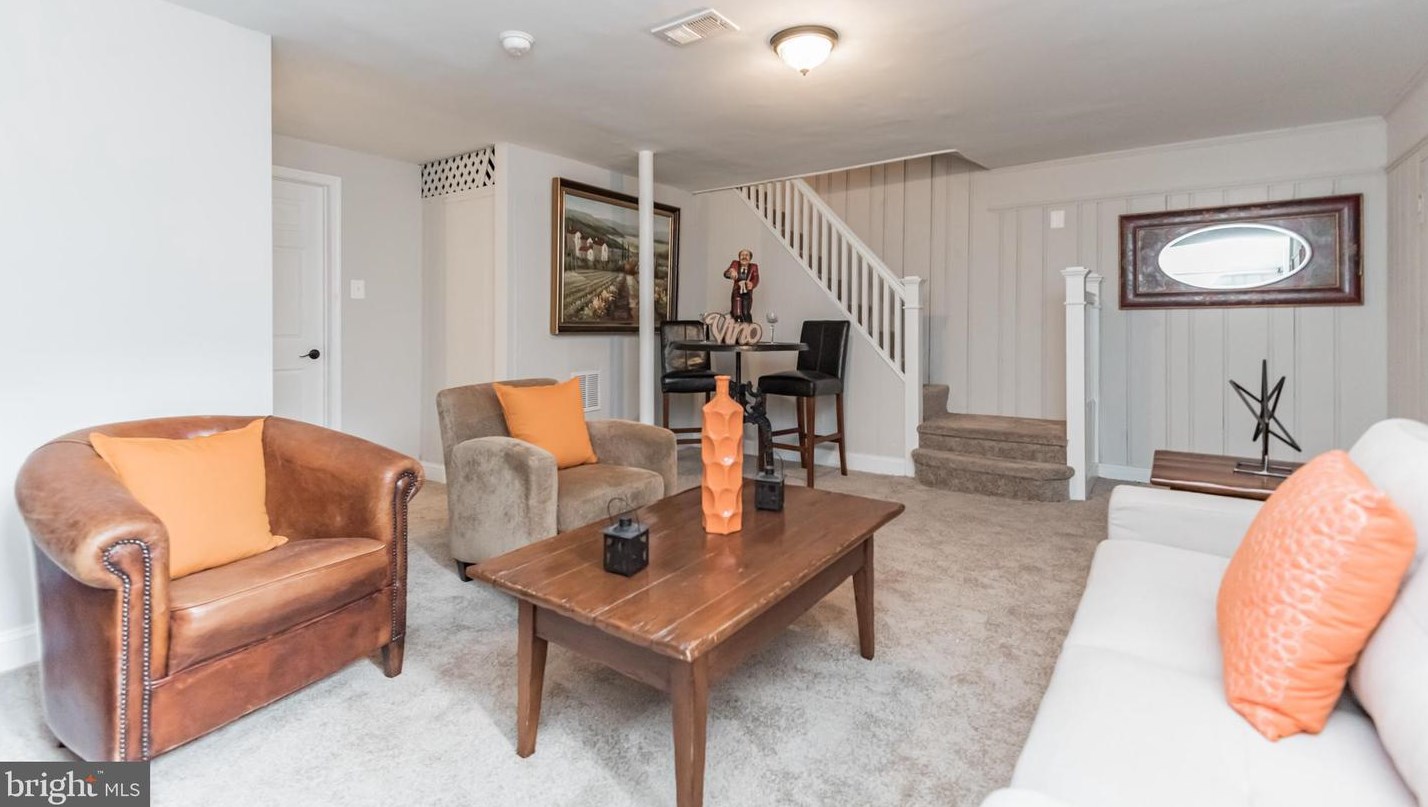 2526 Park Heights Ter, Baltimore MD  21215-7005 exterior