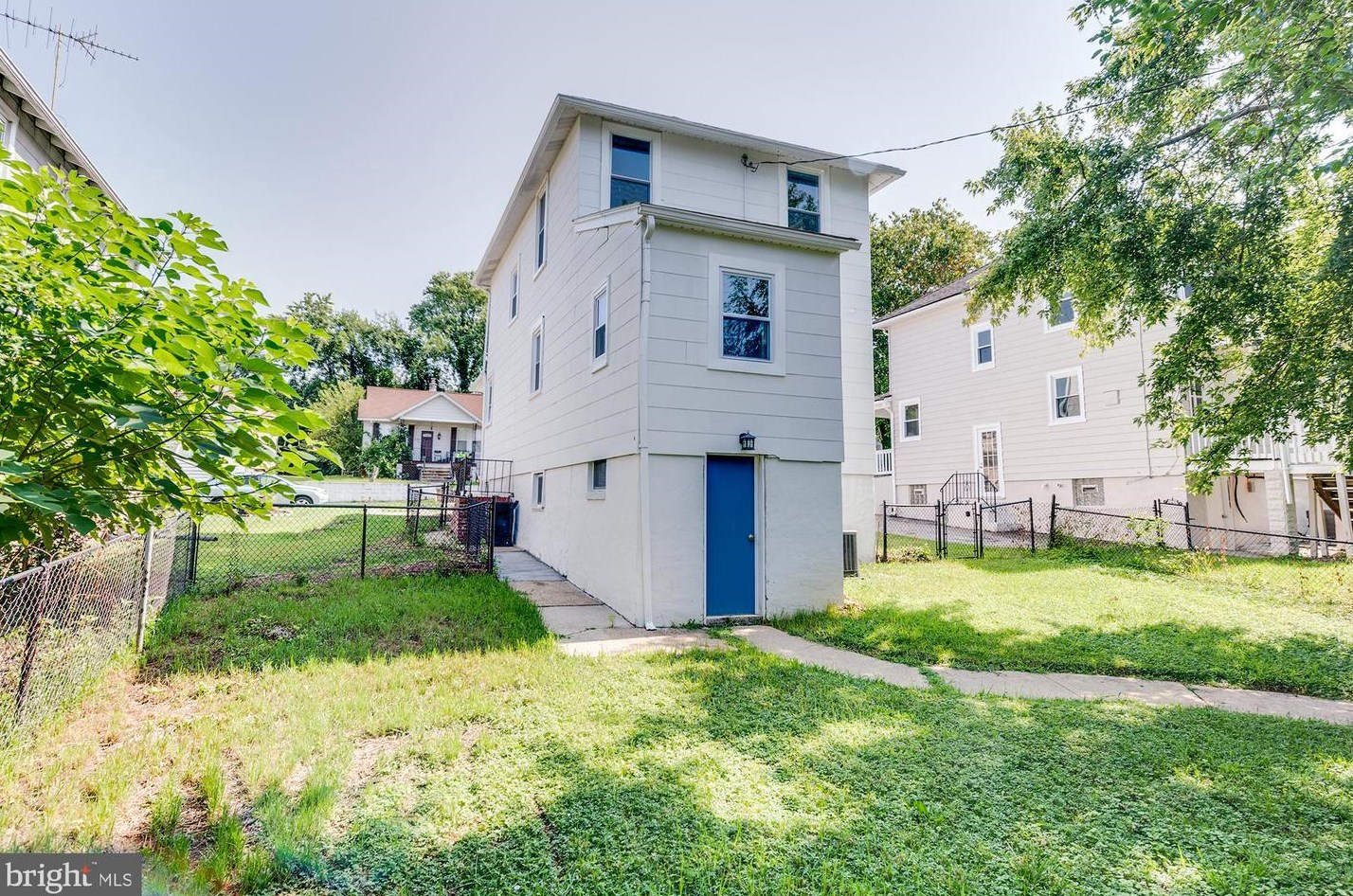 4307 Stanwood Ave, Baltimore MD  21206-6448 exterior