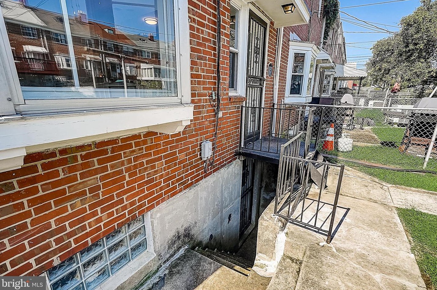 1712 Burnwood Rd, Baltimore MD 21239-3701 exterior