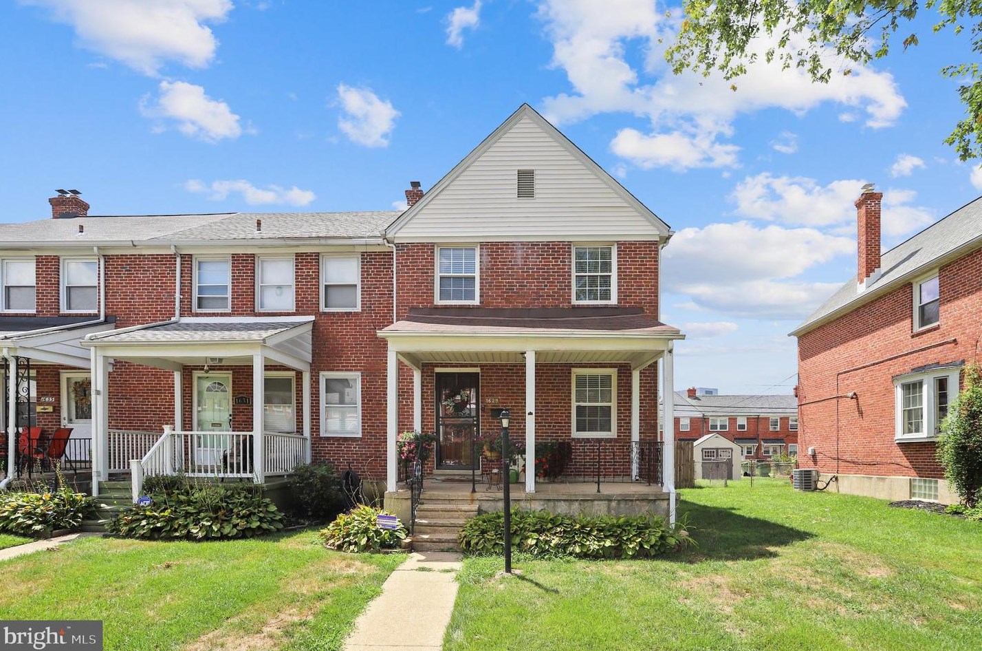1629 Gleneagle Rd, Baltimore, MD 21239-2435