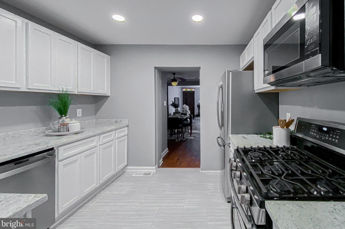 22 Hamburg St, Baltimore MD  21230-4034 exterior