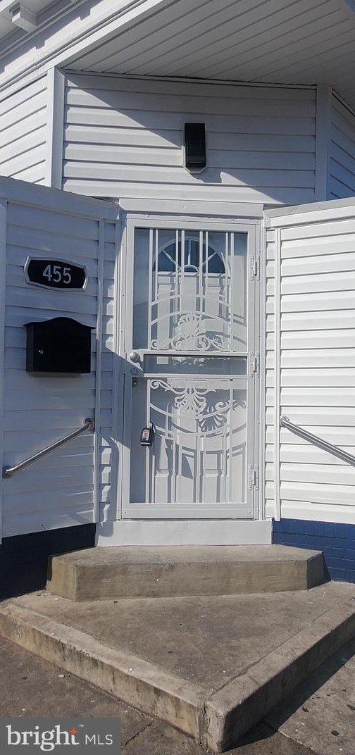 455 Lorraine Ave, Baltimore MD  21221-6820 exterior