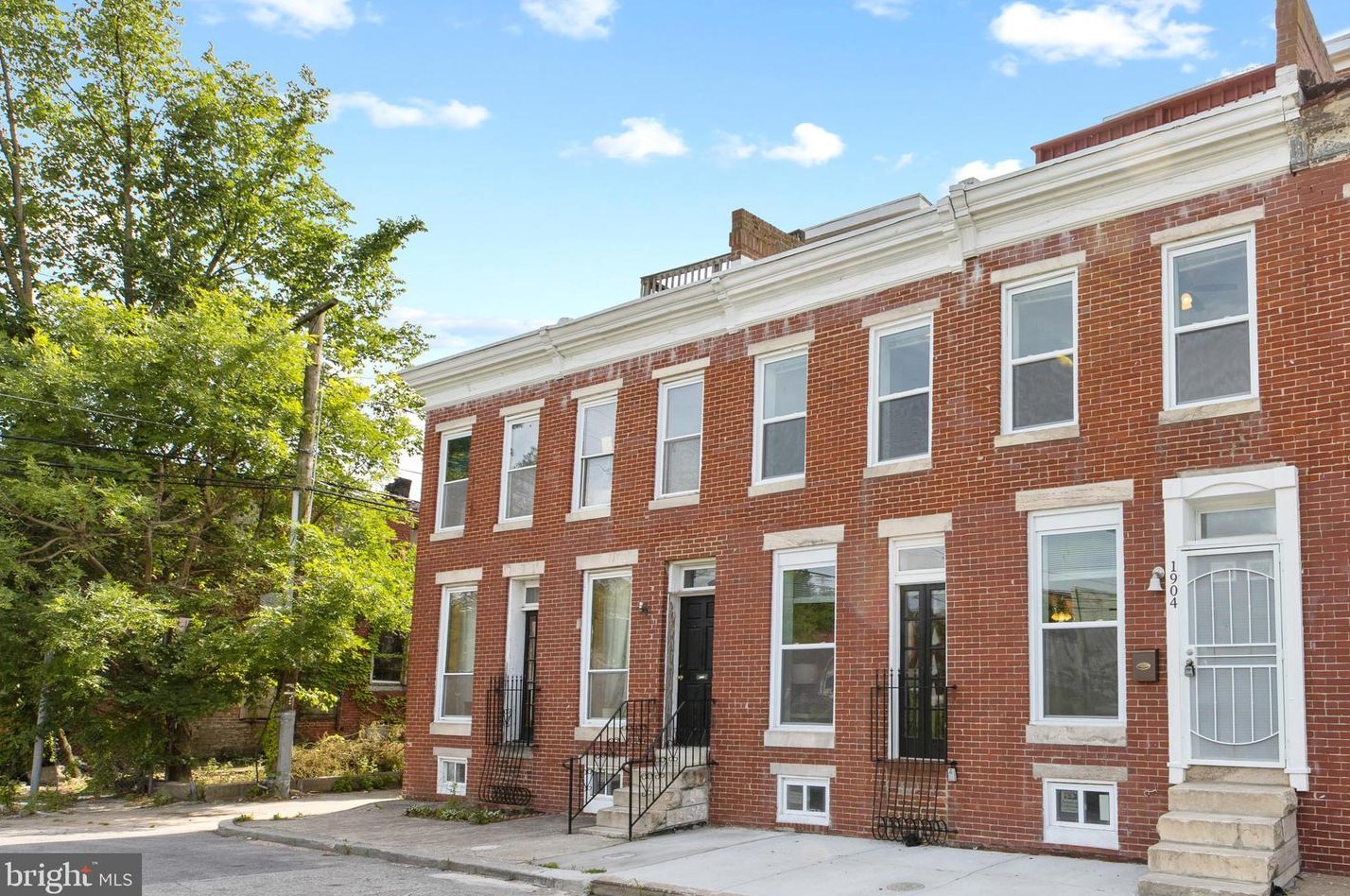1904 Perlman Pl, Baltimore, MD 21213