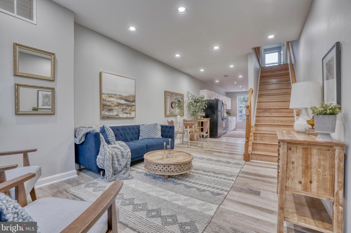 122 Burnett St, Baltimore, MD 21230-3704