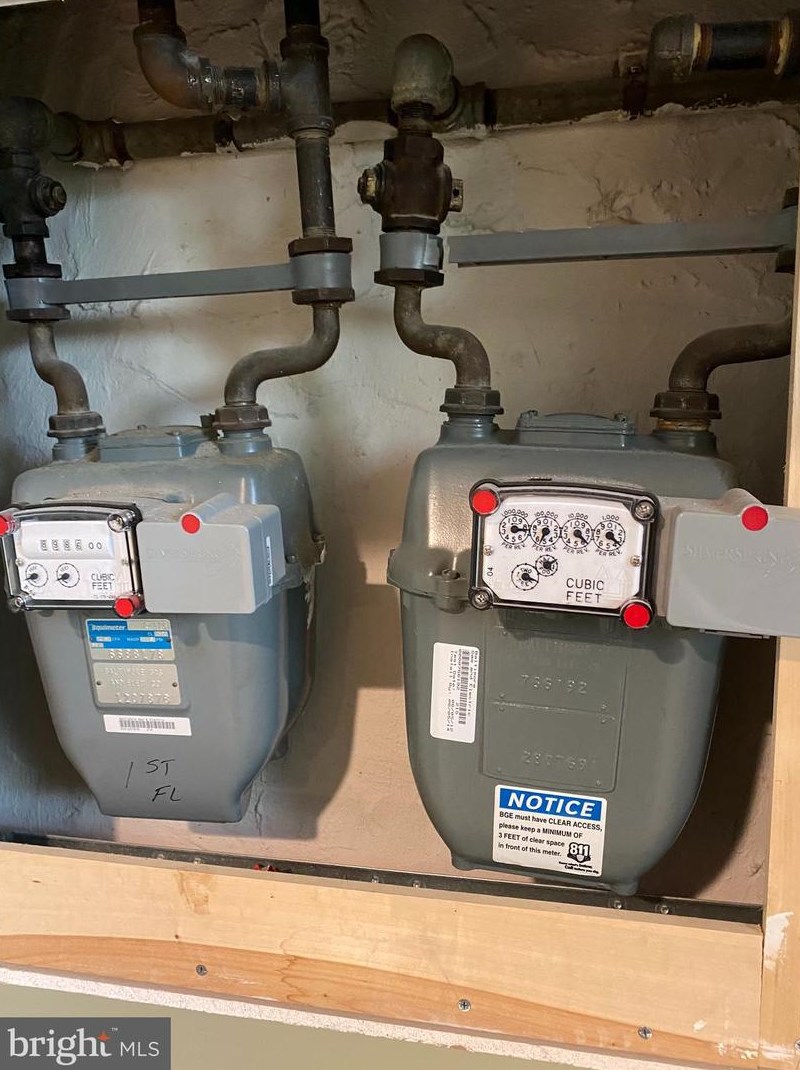 6174 Parkway Dr, Baltimore MD 21212-2841 exterior