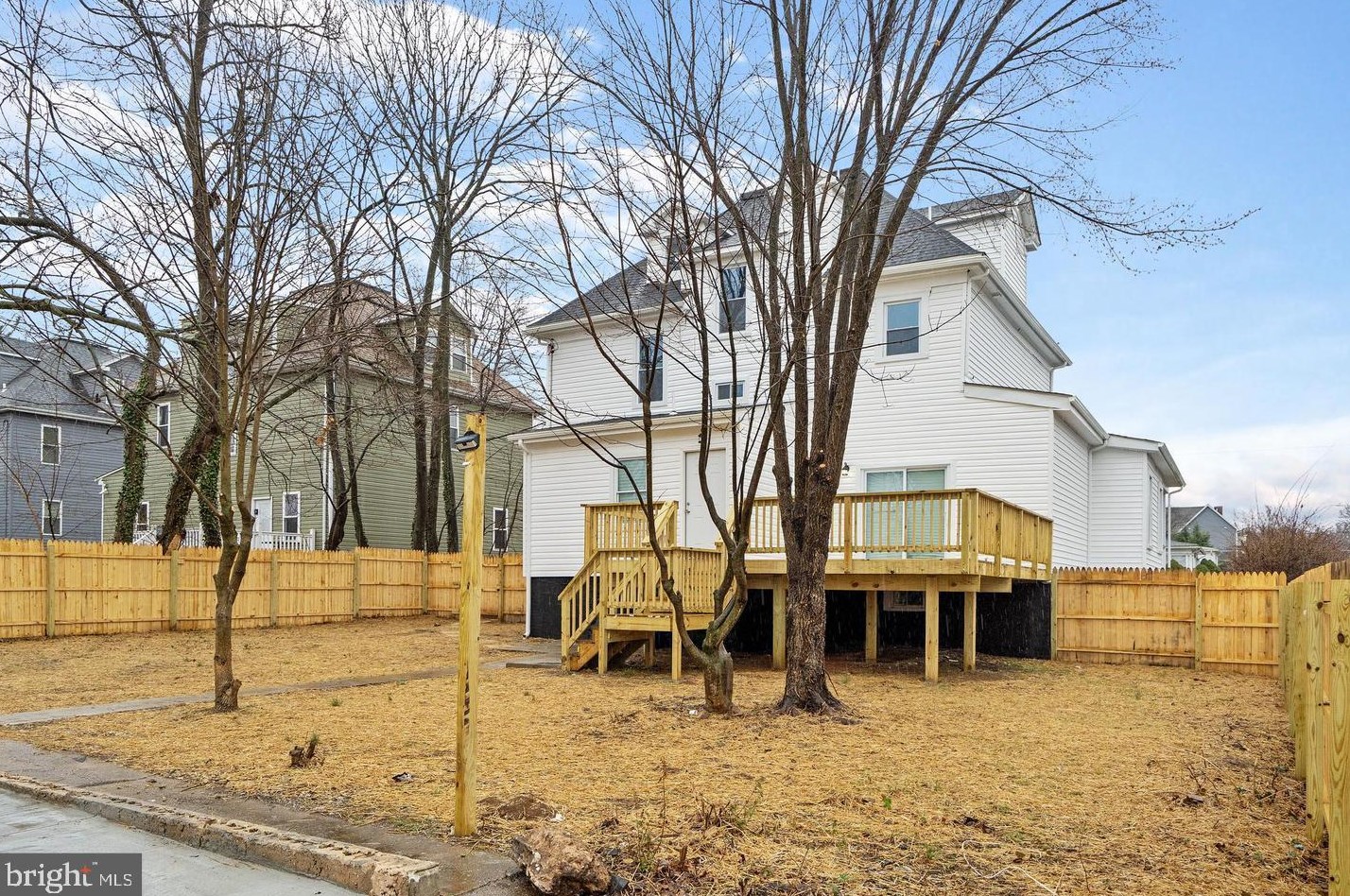 4214 Groveland Ave, Baltimore MD  21215-4817 exterior
