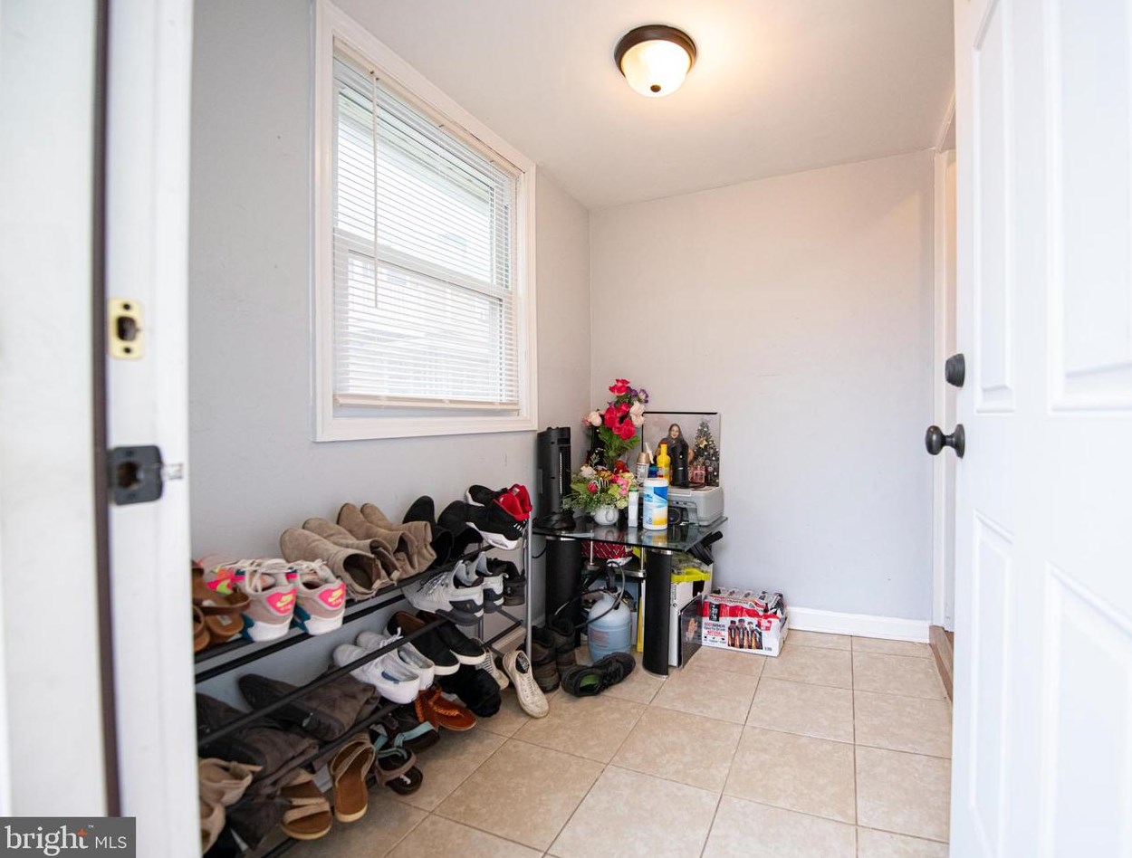4123 Grace Ct, Baltimore, MD 21226-1310