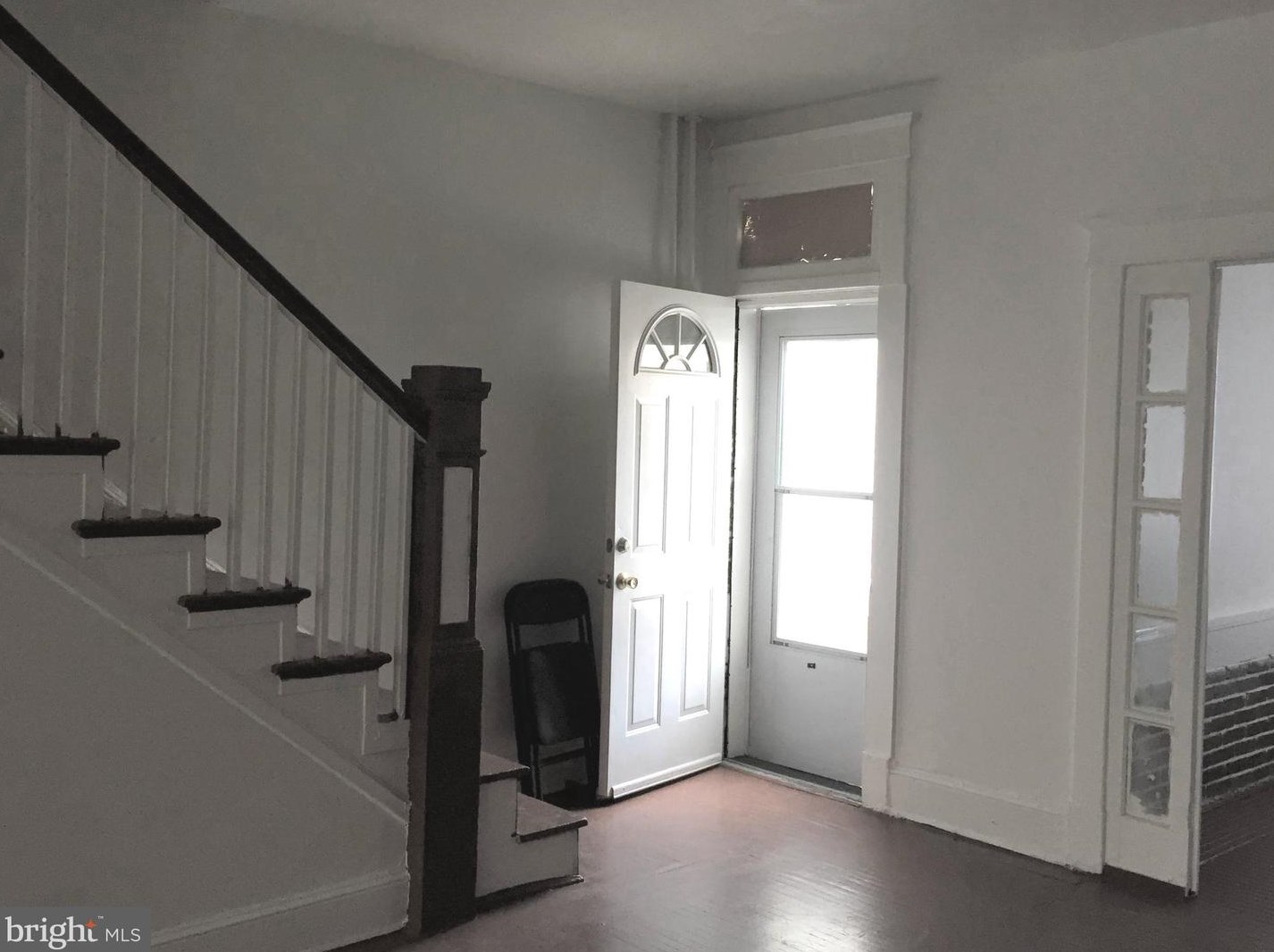 2633 Biddle St, Baltimore, MD 21213-3703