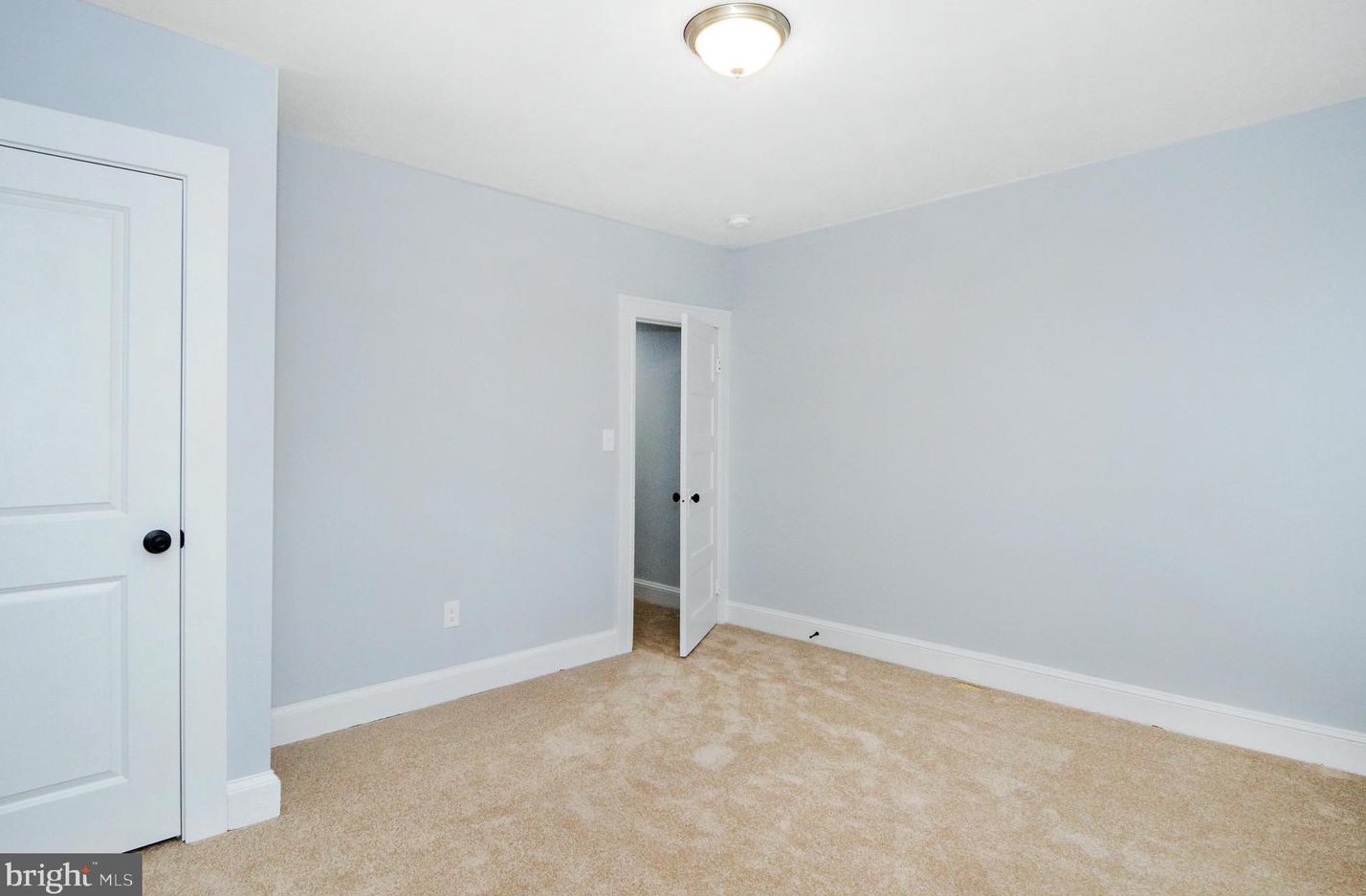 256 Monastery Ave, Baltimore MD  21229-3637 exterior