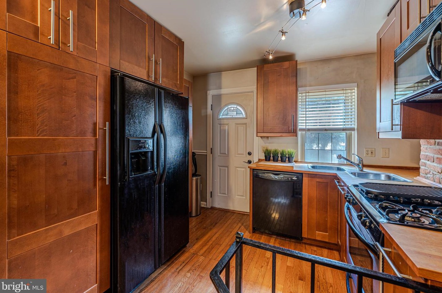 1511 Fairmount Ave, Baltimore, MD 21231-1780