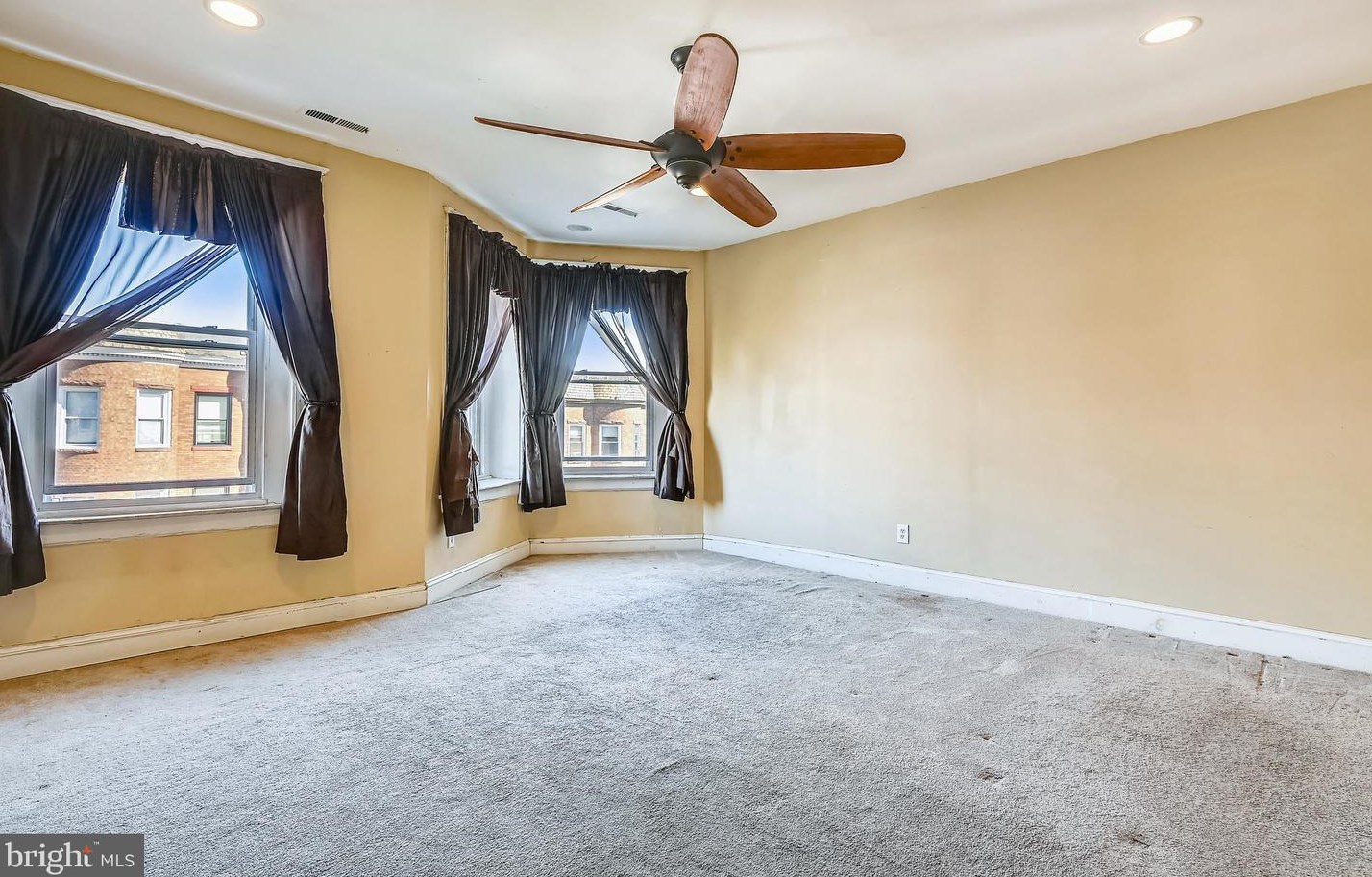 819 Newington Ave, Baltimore MD 21217-4630 exterior