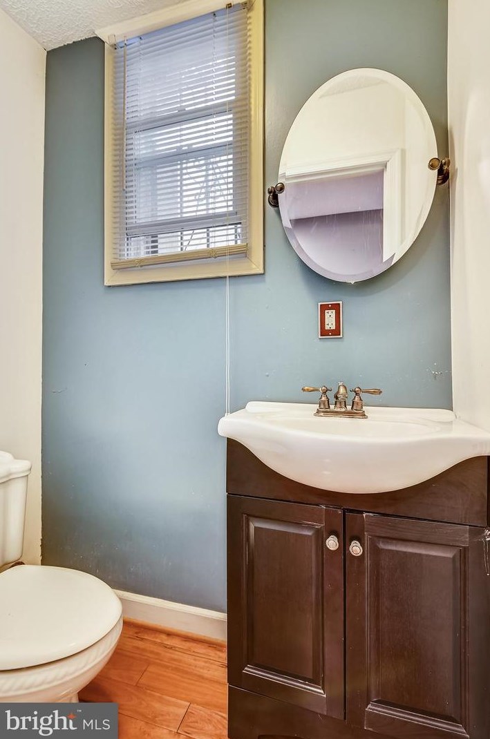 819 Newington Ave, Baltimore MD 21217-4630 exterior