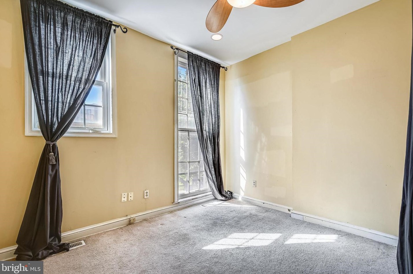 819 Newington Ave, Baltimore MD 21217-4630 exterior