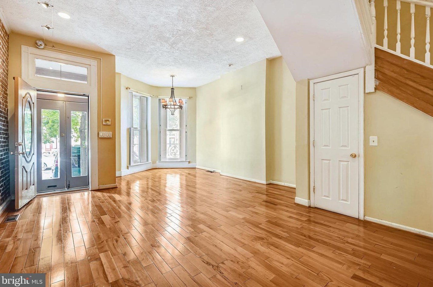 819 Newington Ave, Baltimore MD 21217-4630 exterior