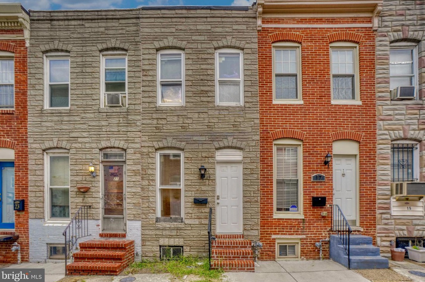 19 Bradford St, Baltimore, MD 21224-1035