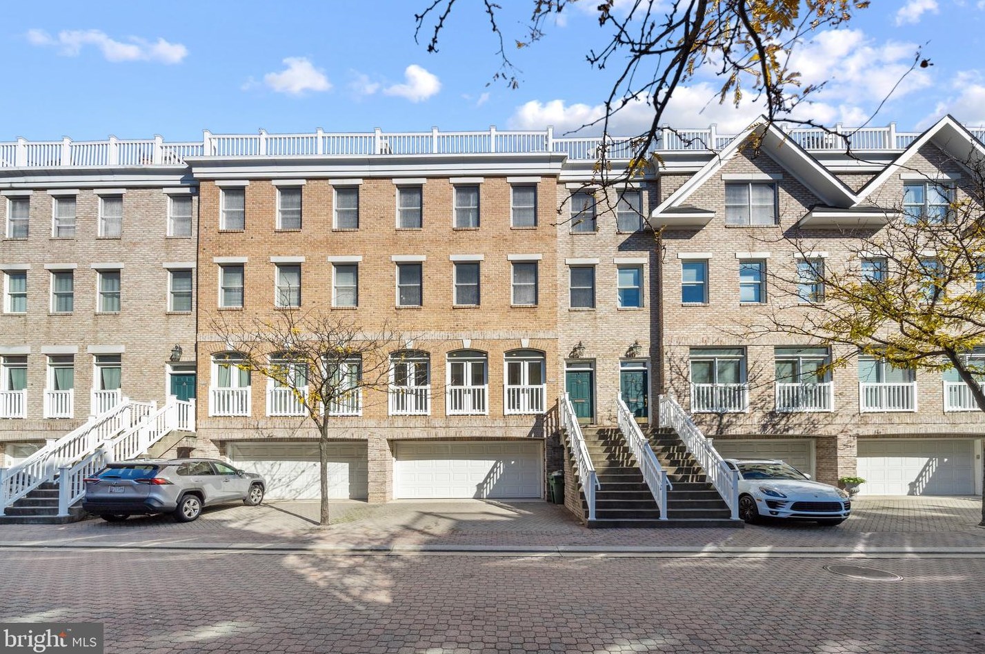 1239 Harbor Island Walk, Baltimore, MD 21230