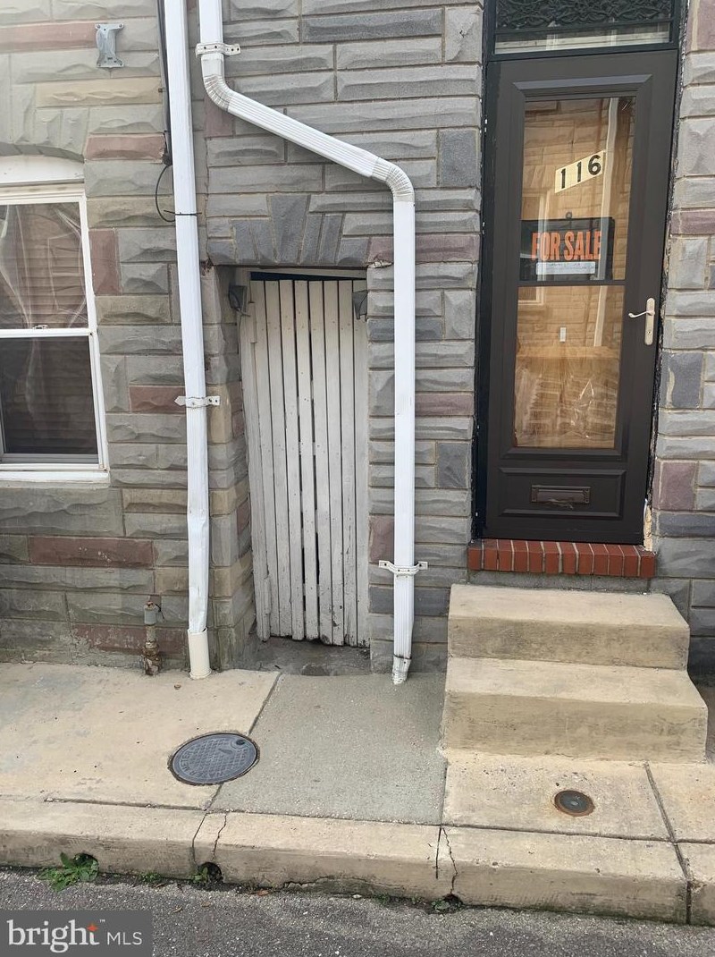 116 Durham St, Baltimore, MD 21231-1806