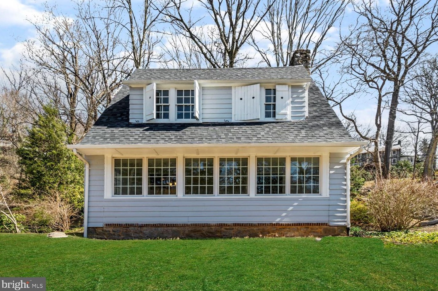 5409 Falls Road Ter, Baltimore, MD 21210-1906
