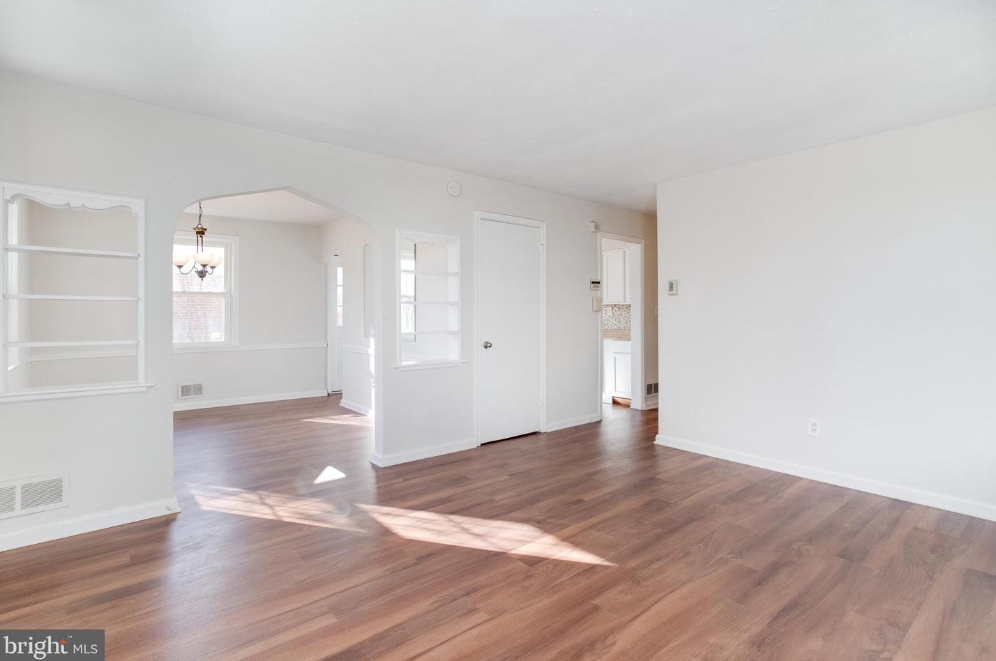 6104 Eastern Pkwy, Baltimore MD  21206-2309 exterior