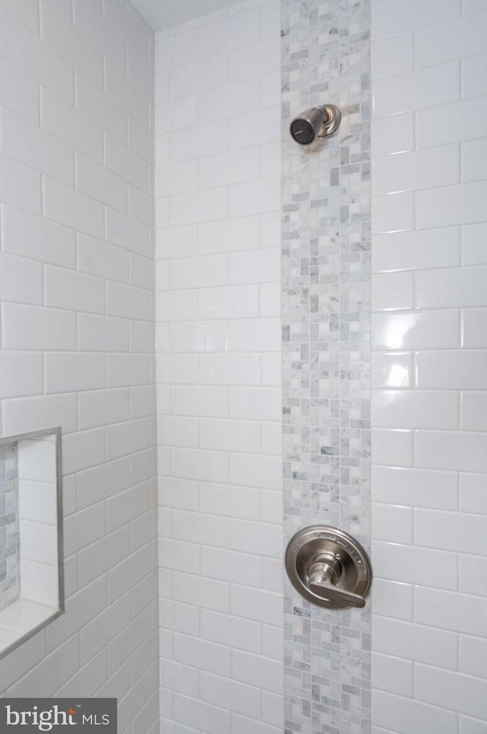 821 Harlem Ave, Baltimore MD  21201-1406 exterior