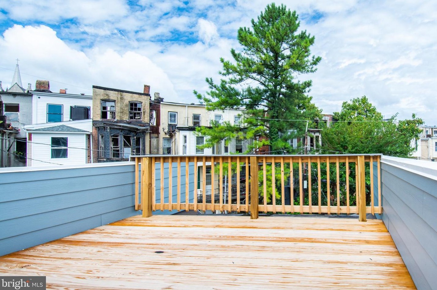 821 Harlem Ave, Baltimore MD  21201-1406 exterior